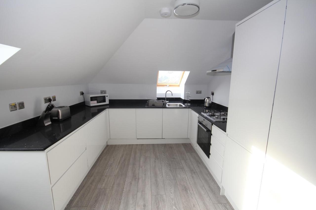 Holden Court -apt 4 West Drayton (Middlesex)